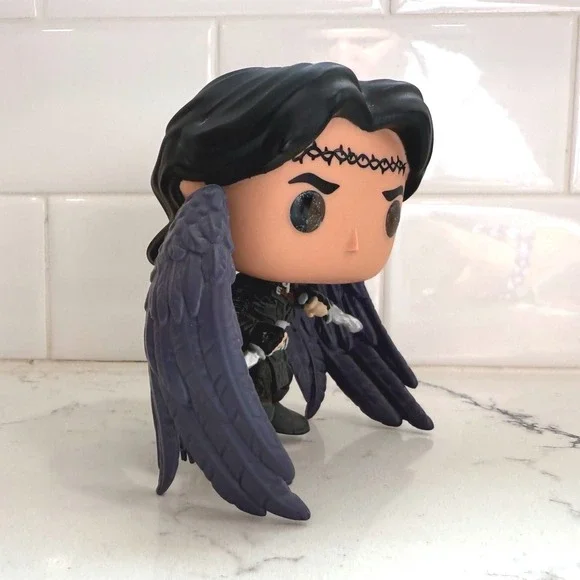 Hunt Alathar Funko POP! Crescent City Sarah J Maas Fandom - Picture 3 of 4
